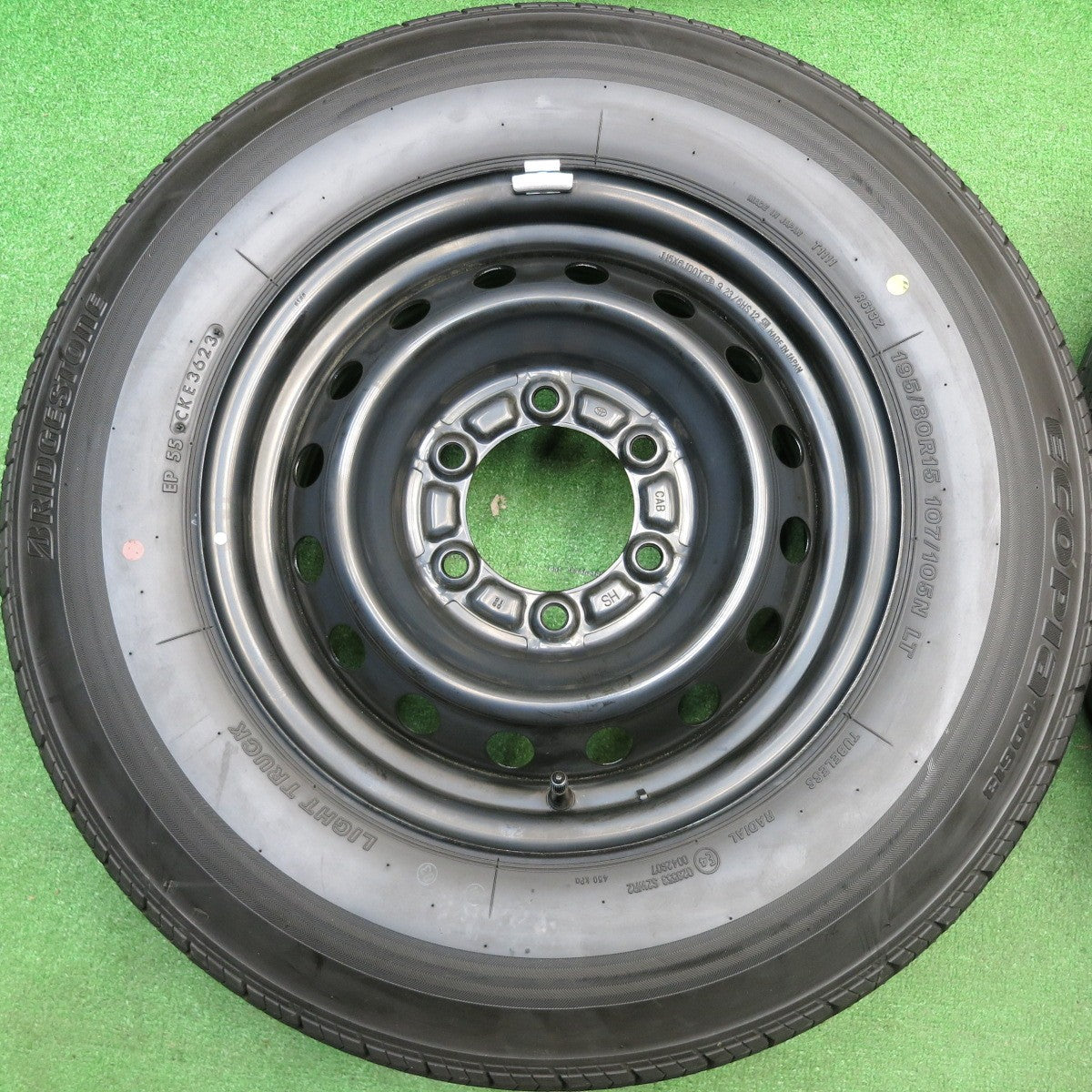 新車外し！23年★トヨタ ハイエース 純正 スチール 195/80R15 107/105N ブリヂストン エコピア RD613 15インチ PCD139.7/6H★6010307HAノ