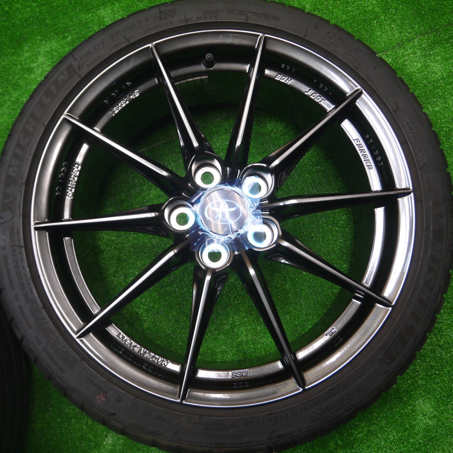 *送料無料* ホイール未使用！バリ溝！20年！9.5分★トヨタ GR ヤリス RZ ハイパフォーマンス 純正 BBS 225/40R18 ミシュラン パイロットスポーツ4 S PCD114.3/5H★4080502Hノ