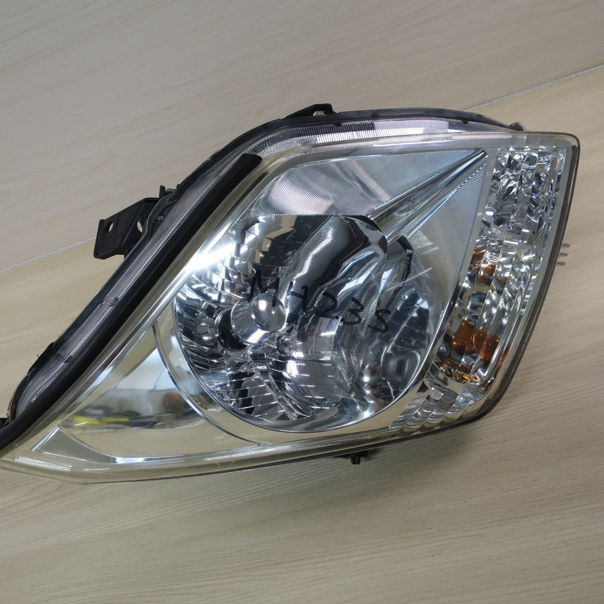 ♪スズキ MH23S ワゴンR 純正 HID 左 ヘッドライト KOITO 100-59193 左側のみ ヘッドランプ 照明 カー パーツ♪ [送料無料]