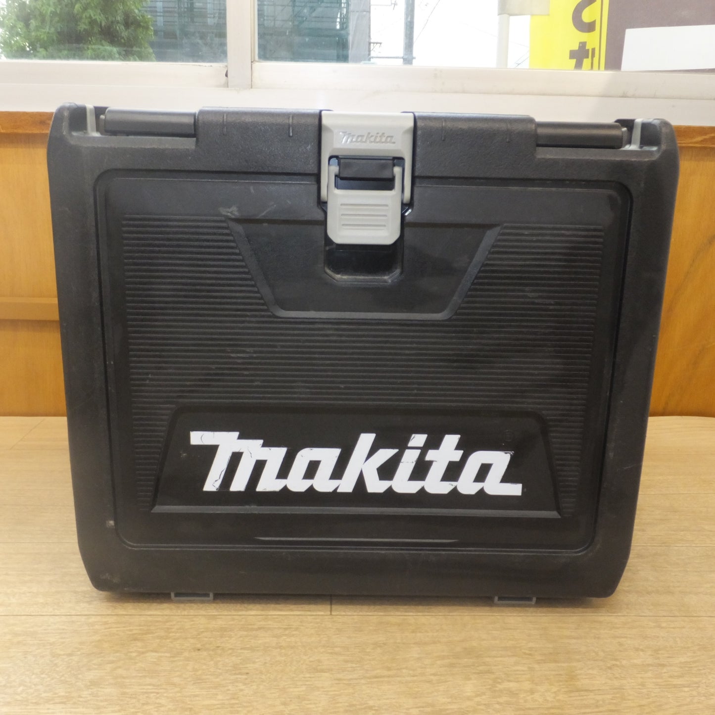 [送料無料] ★マキタ makita 充電式インパクトドライバ TD173DGXFY 18V　TOP 足場クランプソケット ETS-17SS 付★