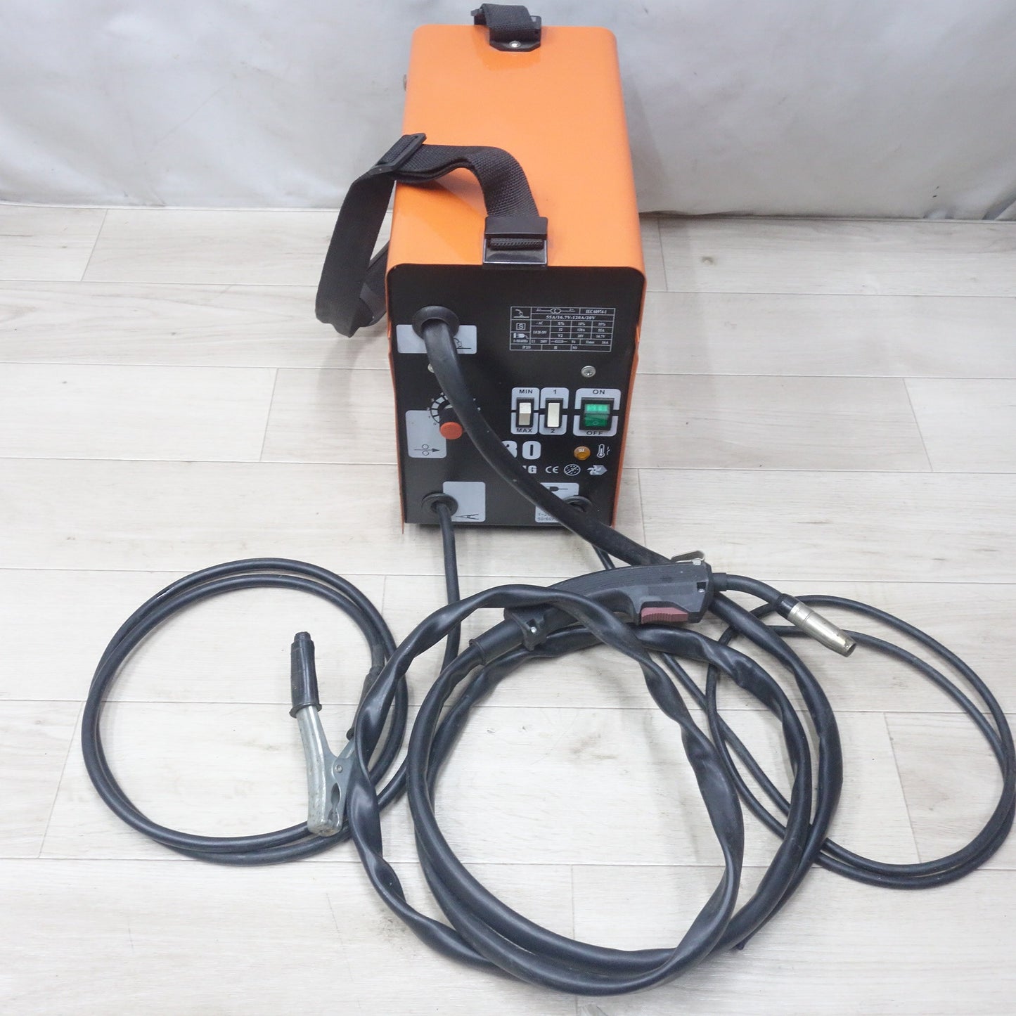 [送料無料] ◆DUTY JAPAN ノンガス 半自動 アーク 溶接機 MIG130 IEC60974-1 200V 130MIG 電動 現状品◆