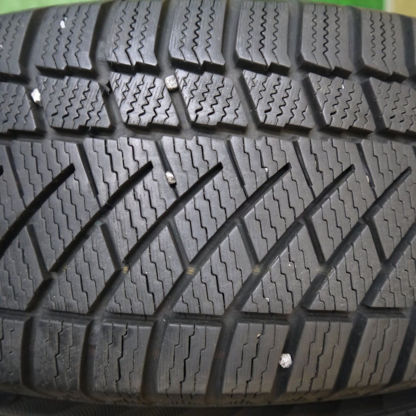 バリ溝！23年！9.5分以上★日産 セレナ 純正 OP エスティーロ 195/65R15 スタッドレス バイキング WINTECH WT6 15インチ PCD114.3/5H★5111804Hス