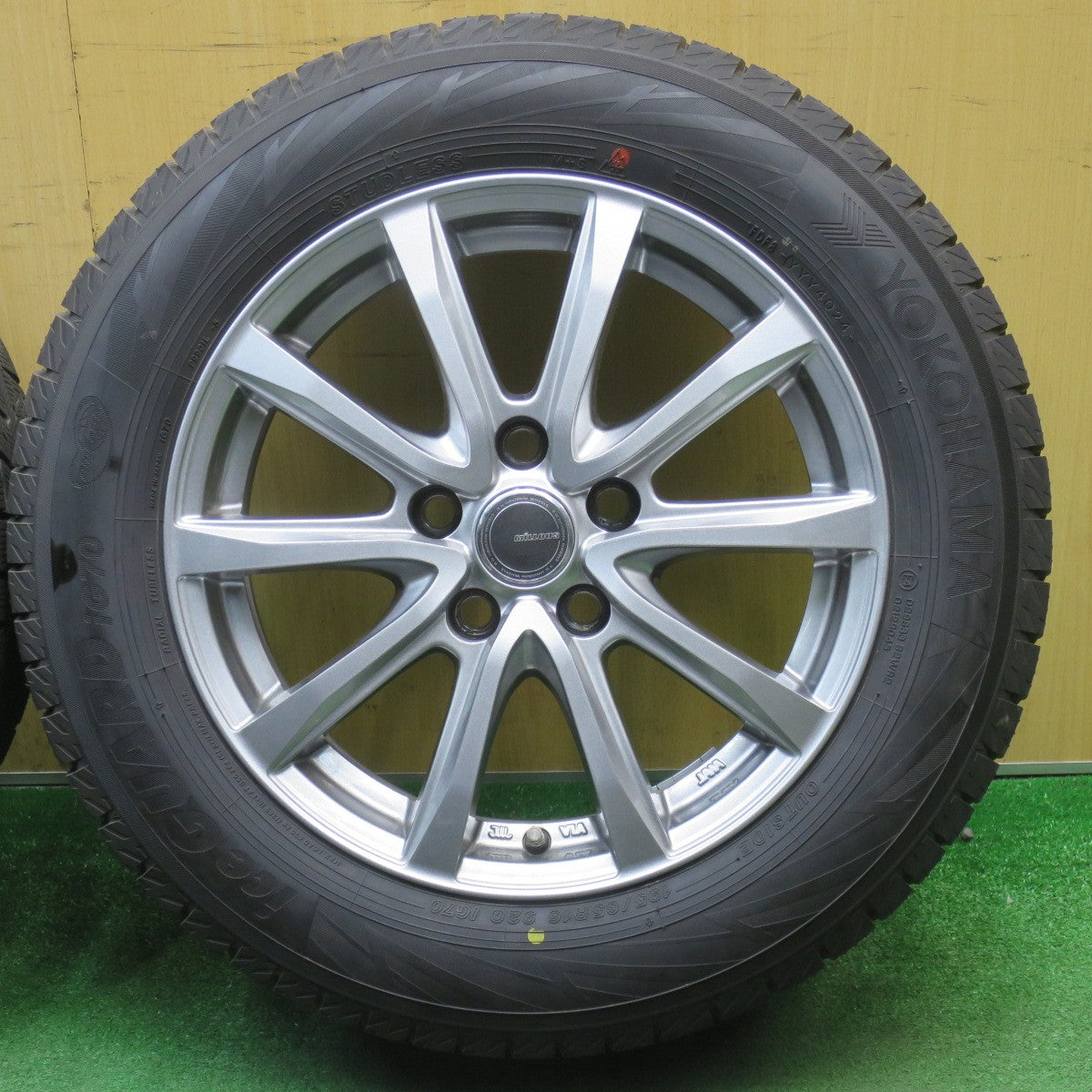 バリ溝！24年！キレイ！ほぼ10分★スタッドレス 195/65R16 ヨコハマ アイスガード iG70 MILLOUS VX ミルアス 16インチ PCD114.3/5H★6020602NJス