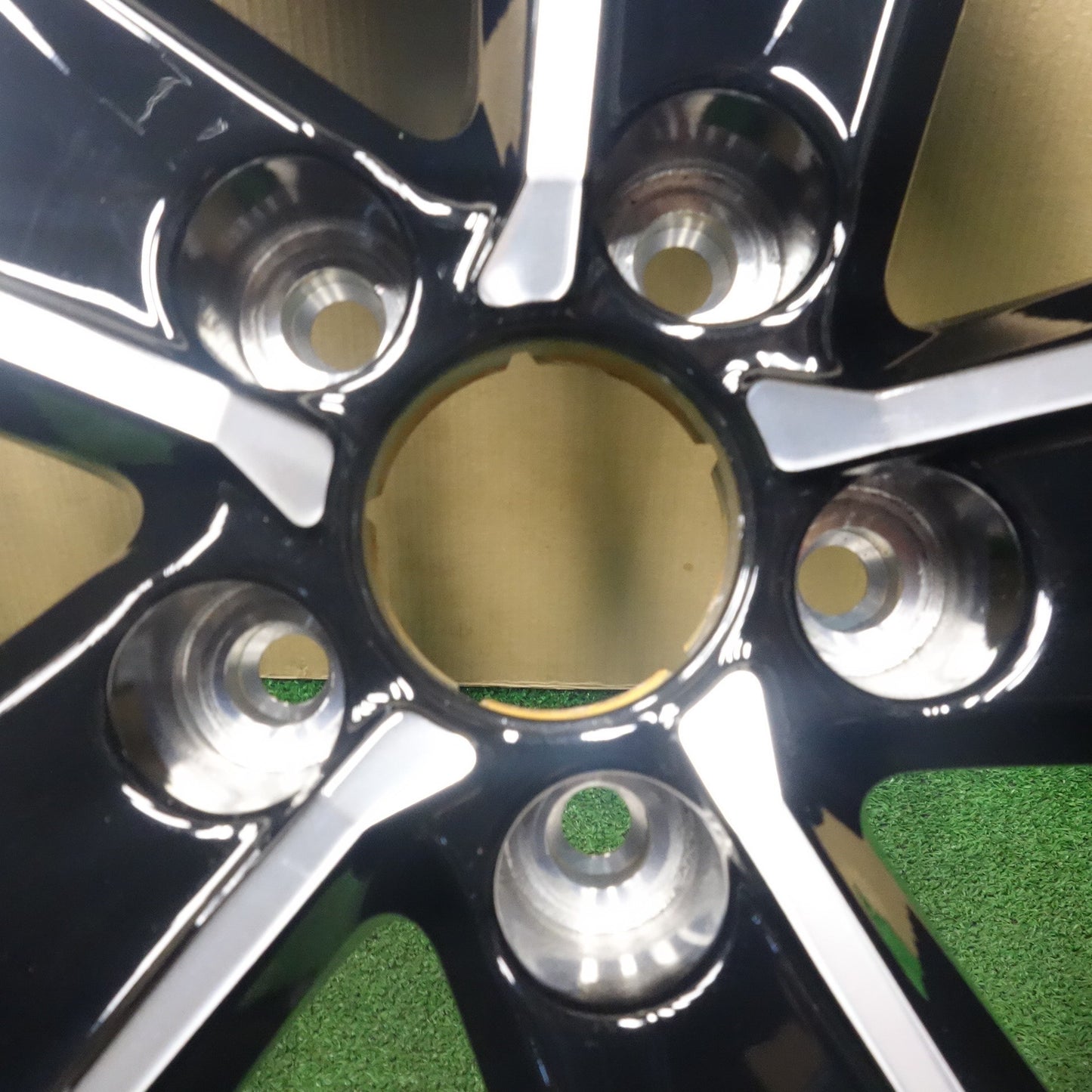 4本価格★シトロエン DS4 純正 ホイール 19インチ 19×7J PCD108/5H★6031504KTホ