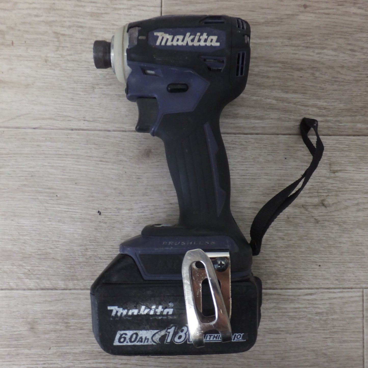 [送料無料] ★マキタ makita 充電式インパクトドライバ TD172DGXAP 18V 6.0Ah バッテリ 1個★
