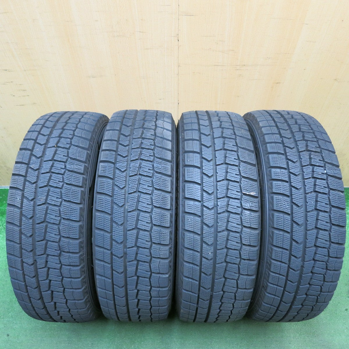 バリ溝！22年！キレイ！9.5分◎スタッドレス 185/60R15 ダンロップ ウインターマックス WM02 ELBE ESTROSA MZV エステローザ 15インチ PCD100/4H◎6080904HAス