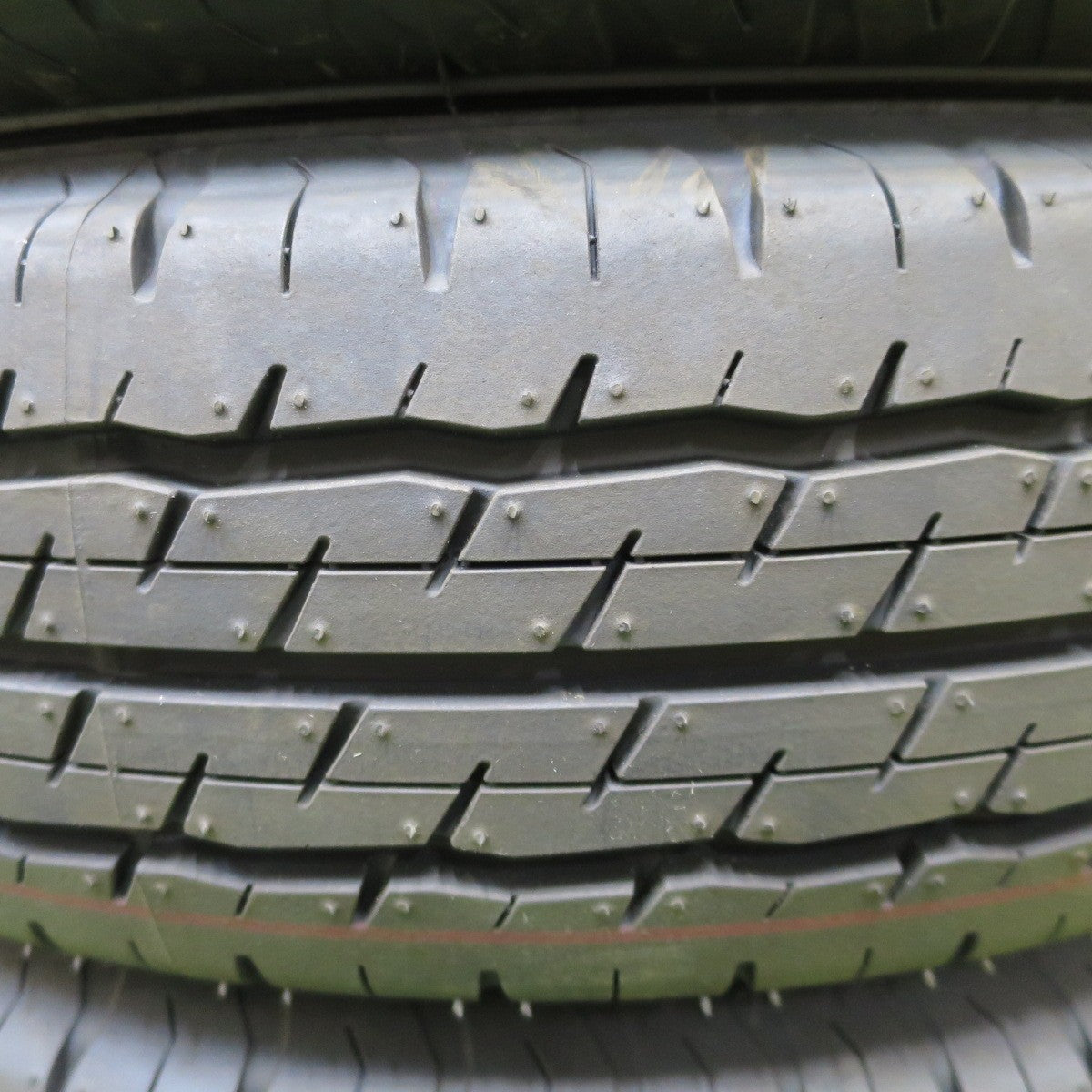 新車外し！25年★155/80R14 88/86S ダンロップ SP175L タイヤ 14インチ プロボックス サクシード 等★6032702NGノタ