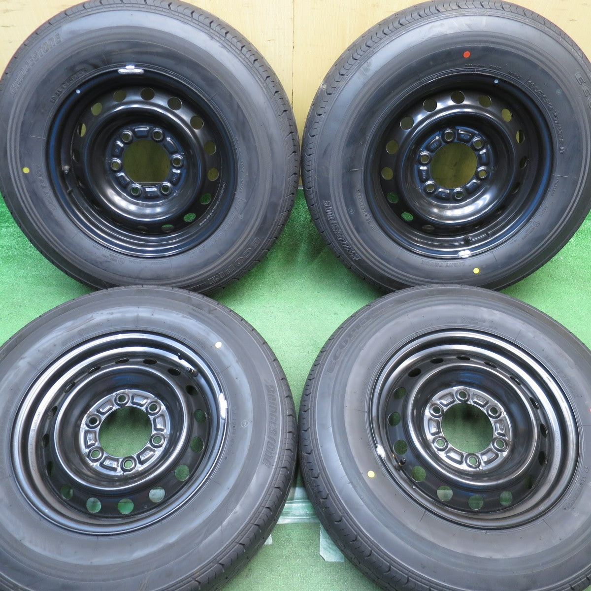新車外し！26年◎トヨタ ハイエース 純正 スチール 195/80R15 107/105S ブリヂストン エコピア RD613 15インチ PCD139.7/6H◎6091912NJノ