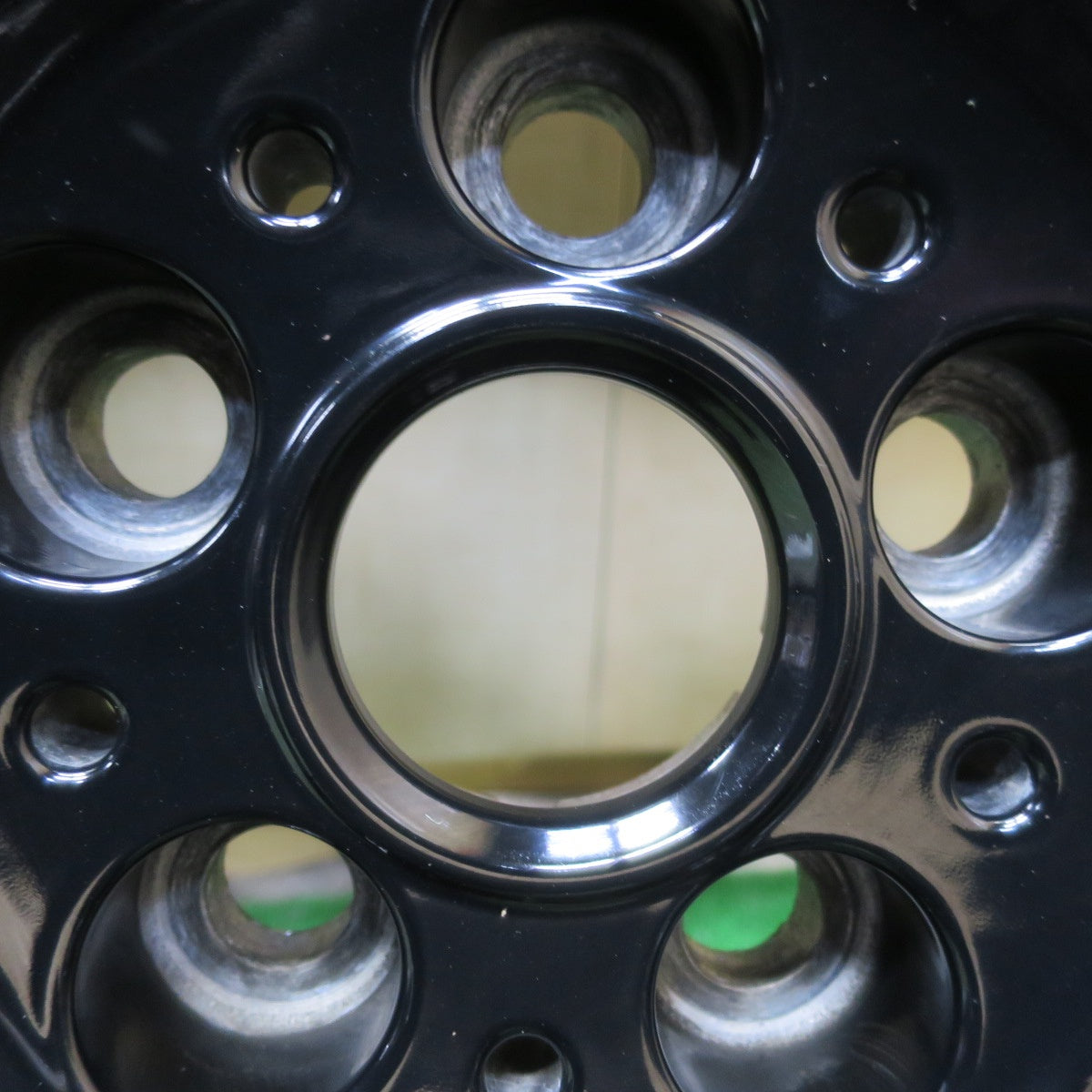 ほぼ未使用！キレイ★ジャガー XE 純正 245/40R18 スタッドレス コンチネンタル バイキングコンタクト7 18インチ PCD108/5H★5110403イス