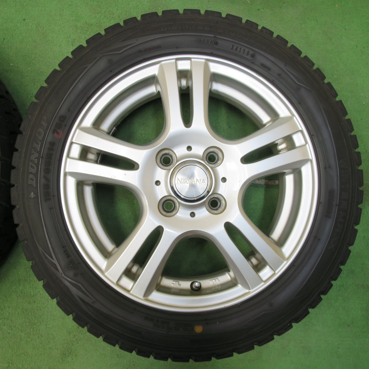 [送料無料] バリ溝！ほぼ10分★スタッドレス 155/65R14 ダンロップ ウインターマックス WM01 NIRVANA ニルバーナ 14インチ PCD100/4H★5010407イス