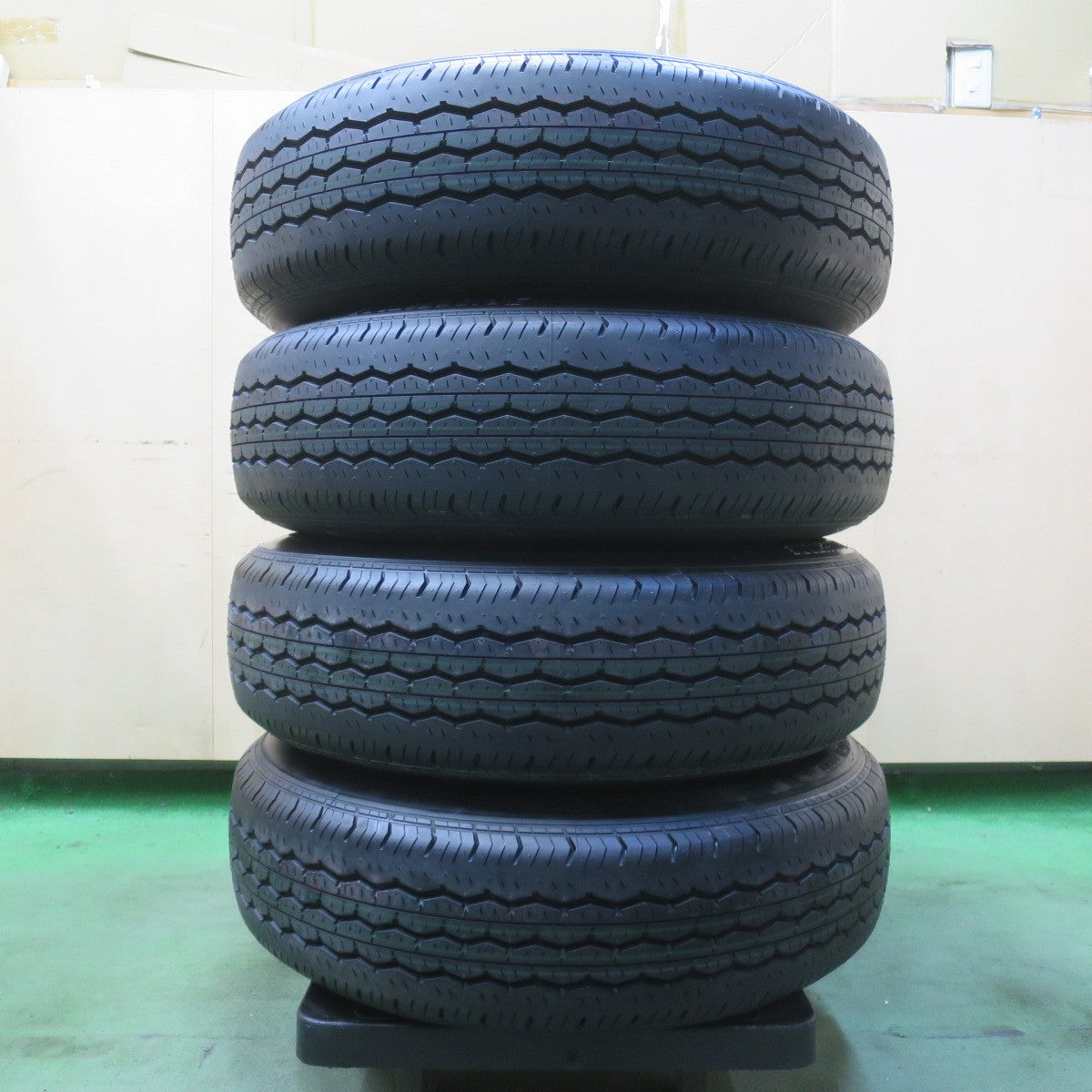 新車外し！23年◎トヨタ ハイエース 純正 スチール 195/80R15 107/105N ブリヂストン エコピア RD613 15インチ PCD139.7/6H◎6062601イノ