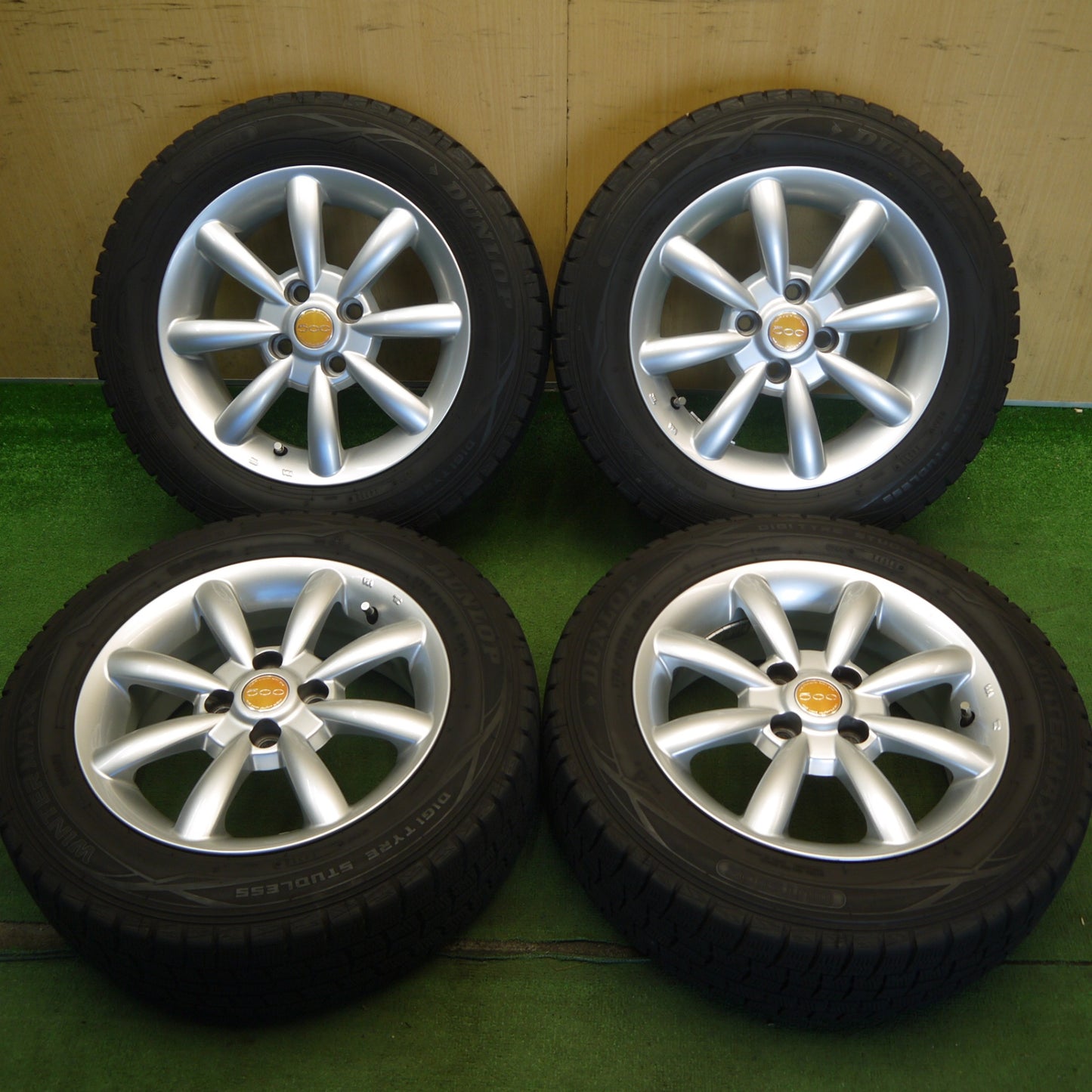 キレイ◎FIAT フィアット 500 TARGA AGA 500 175/65R14 スタッドレス ダンロップ ウインターマックス WM01 14インチ PCD98/4H◎6071503Hス
