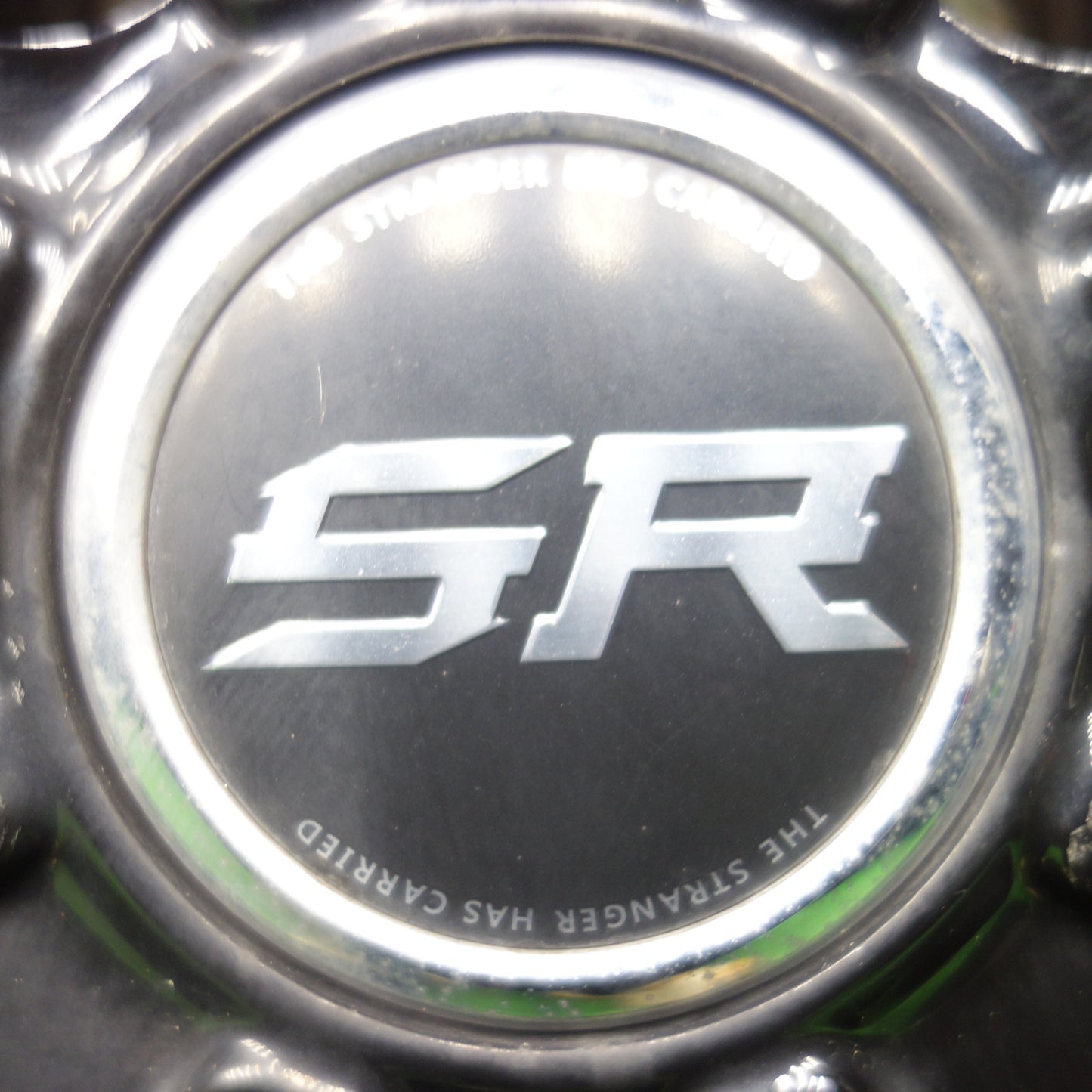 バリ溝！21年！8.5分★スタッドレス 225/60R17 ブリヂストン ブリザック DM-V3 STRANGER ストレンジャー 17インチ PCD114.3/5H★5112601KTス