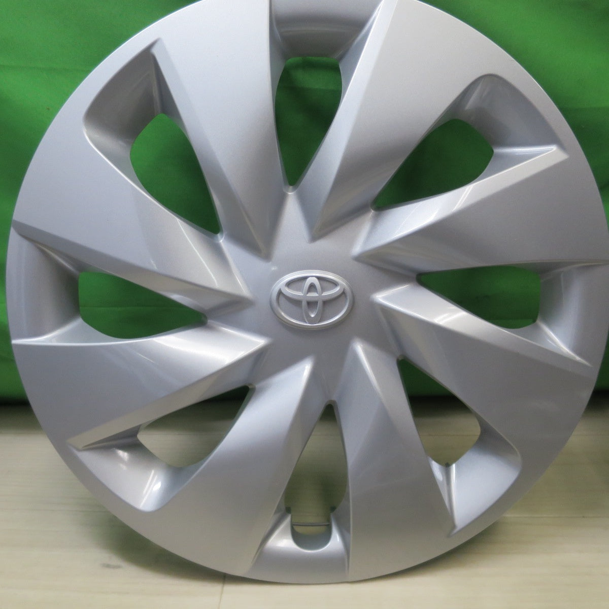 [送料無料] キレイ☆トヨタ ヴィッツ 純正 ホイール キャップ カバー 14インチ TOYOTA VITZ☆