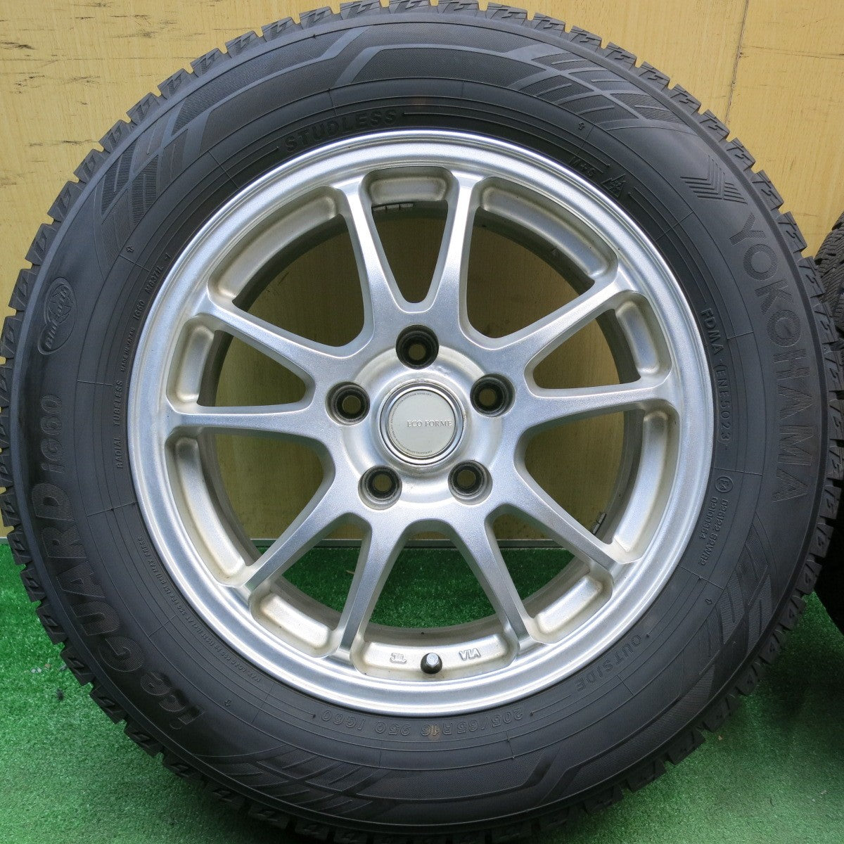 バリ溝！23年！9分★スタッドレス 205/65R16 ヨコハマ アイスガード iG60 ECO FORME エコフォルム 16インチ PCD114.3/5H★6031514HAス
