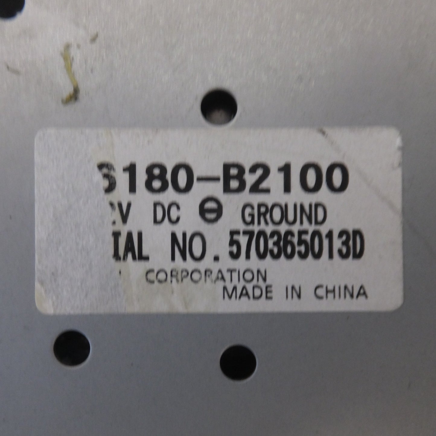 [送料無料] ★ダイハツ 純正 CDプレーヤー 86180-B2100 2点 86180-B5080 86180-B2740 86180-B2820 計 5点 セット★