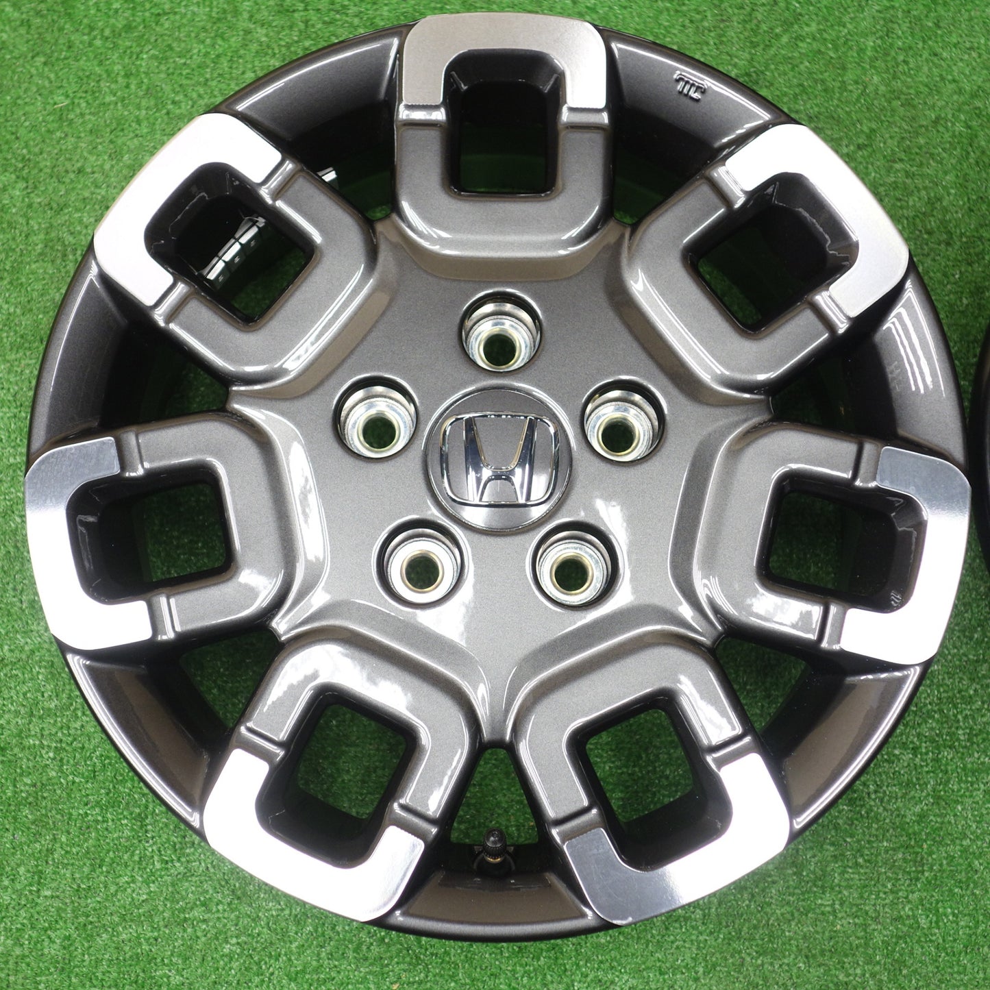 新車外し★ホンダ GT系 フリード クロスター 純正 ホイール 15インチ 15×6J PCD114.3/5H★5121203KTホ