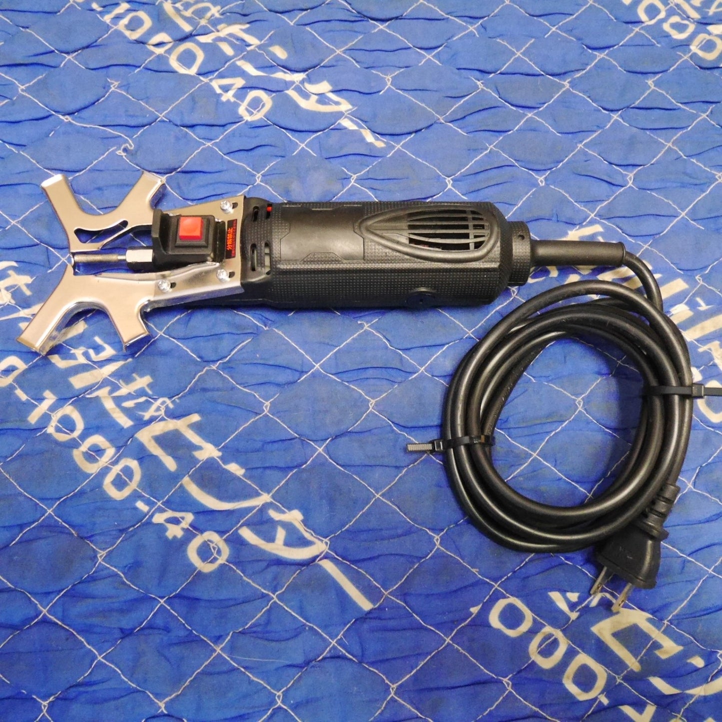 [送料無料] キレイ！付属品付き☆マキタ 350mm 充電式 チェンソー MUC355D 18V×2=36V ニシガキ工業 目立機 付属 チェーンソー 切断機☆