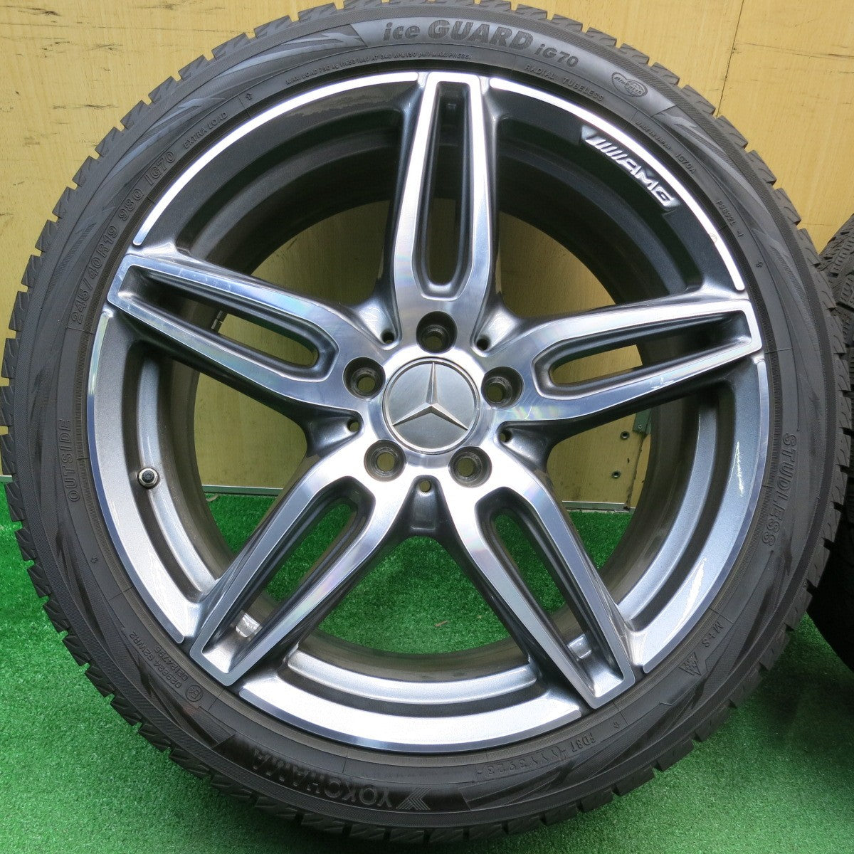 センサー付き！バリ溝！23年！キレイ！9分★ベンツ W213 Eクラス 純正 AMG 245/40R19 スタッドレス ヨコハマ アイスガード iG70 19インチ PCD112/5H★5120403HAス