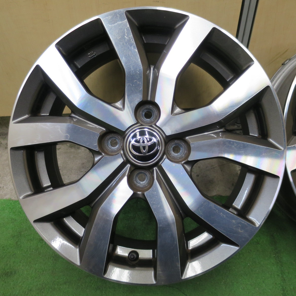 4本価格◎トヨタ ルーミー タンク 純正 ホイール 15インチ 15×5J PCD100/4H◎6082202NGホ