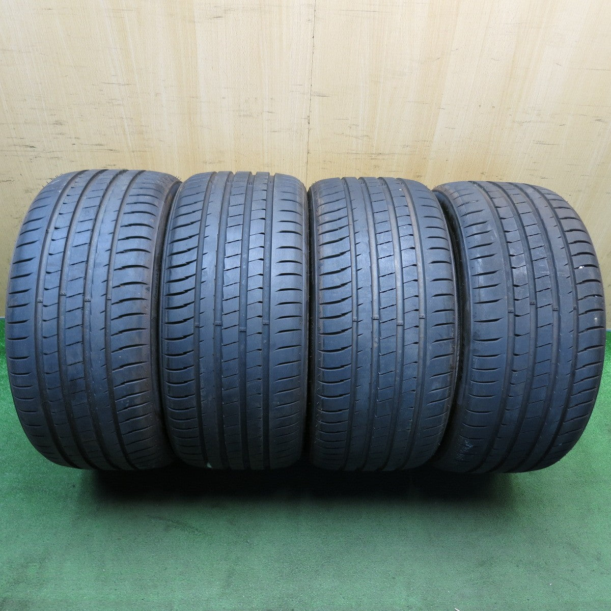 バリ溝！24年！9.5分◎265/35R20 ジーテックス HP5000 max タイヤ 20インチ アウディ A7 等◎6082601KKノタ