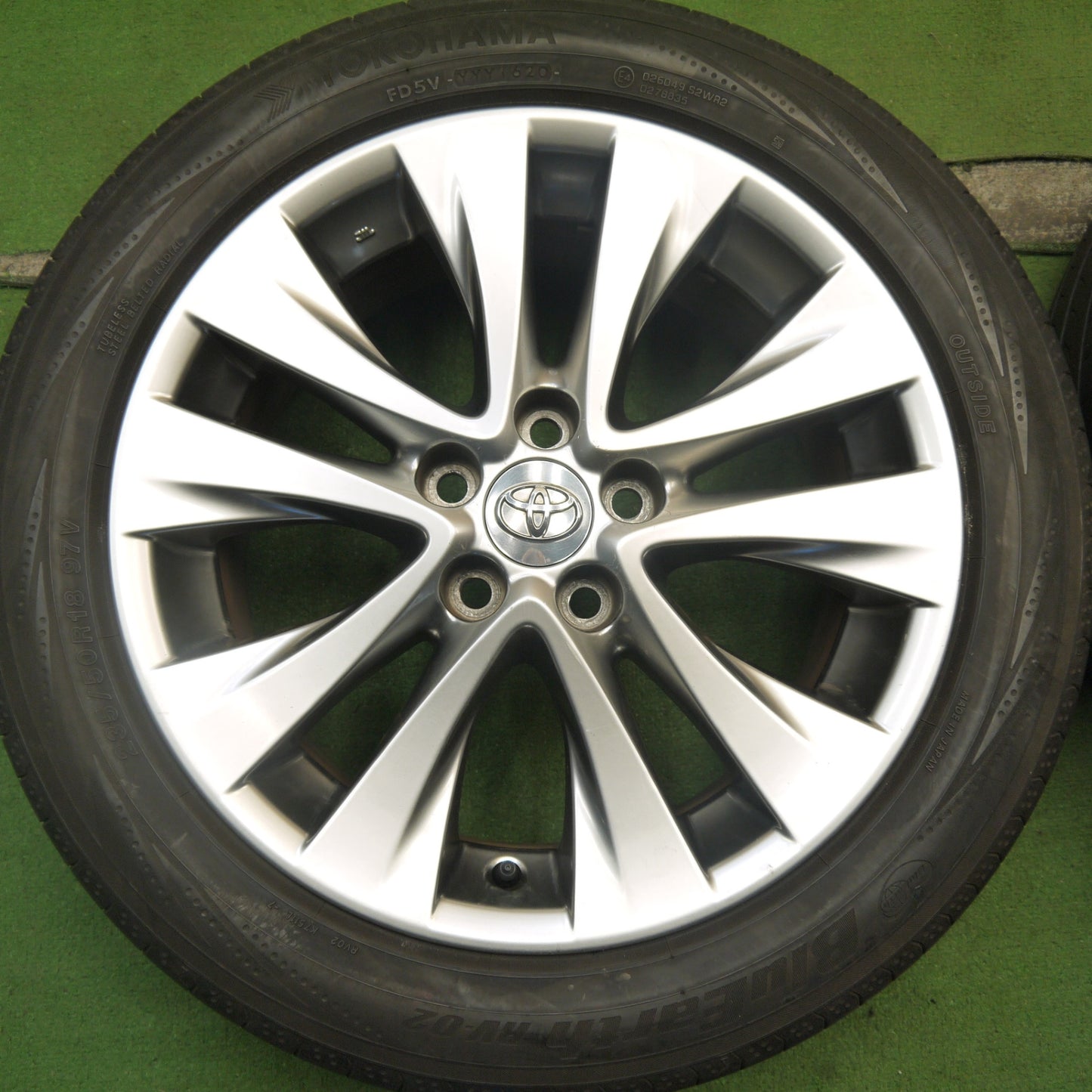 4本価格★トヨタ 20系 ヴェルファイア アルファード 純正 235/50R18 ヨコハマ ブルーアース RV-02 18インチ PCD114.3/5H★5061304Hノ