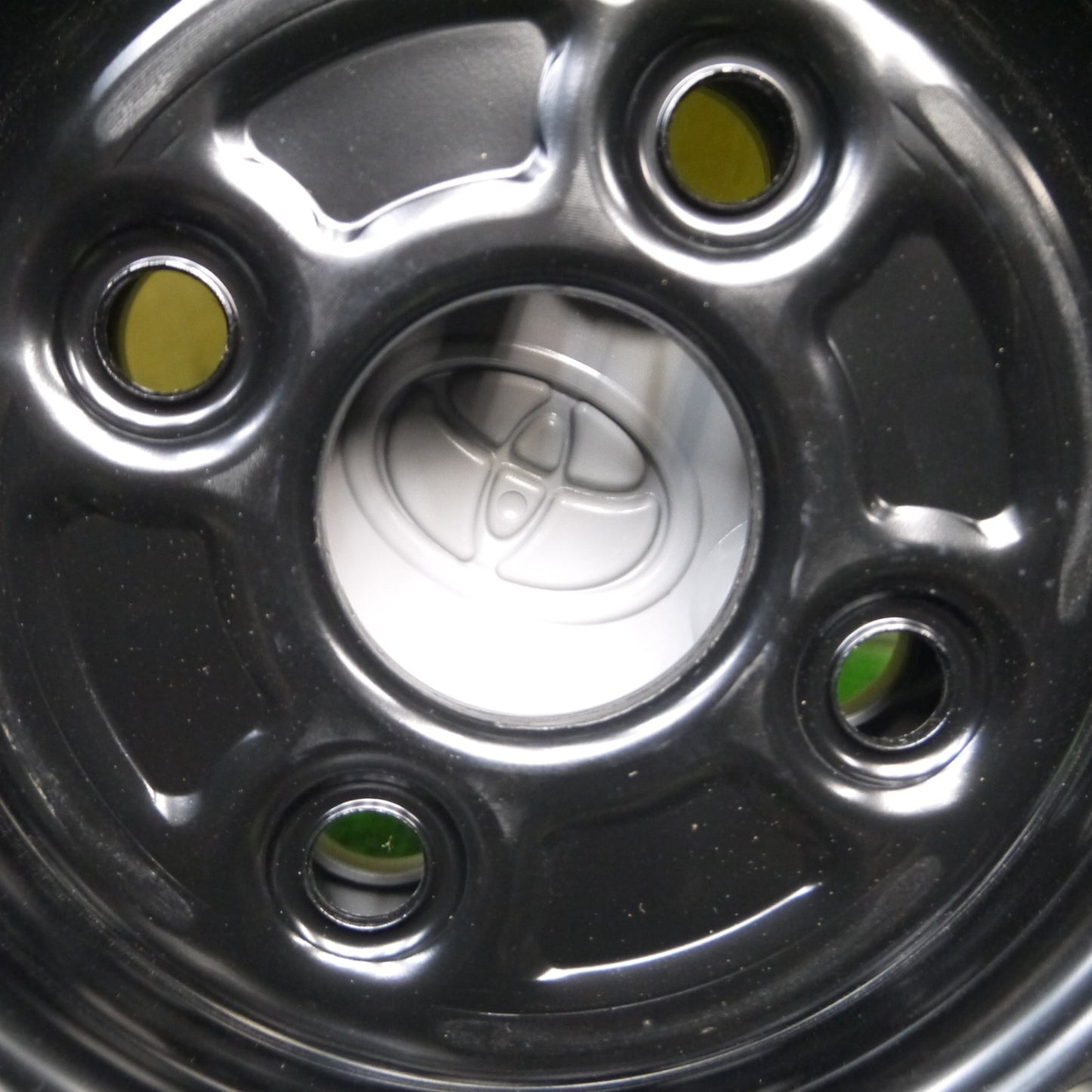 [送料無料] キレイ★トヨタ 10系 アクア 純正 スチール ホイール 15インチ 15×5.5J PCD100/4H★4122710Hホ