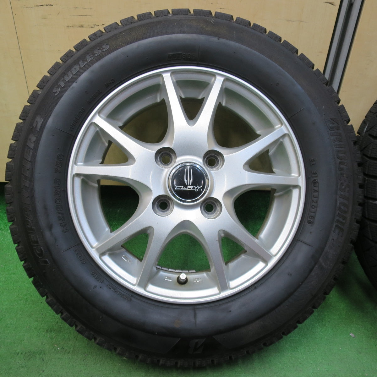バリ溝!】145/80R13 スタッドレスタイヤ ホイールセット バリ溝!】145/80R13 スタッドレスタイヤ ホイールセット