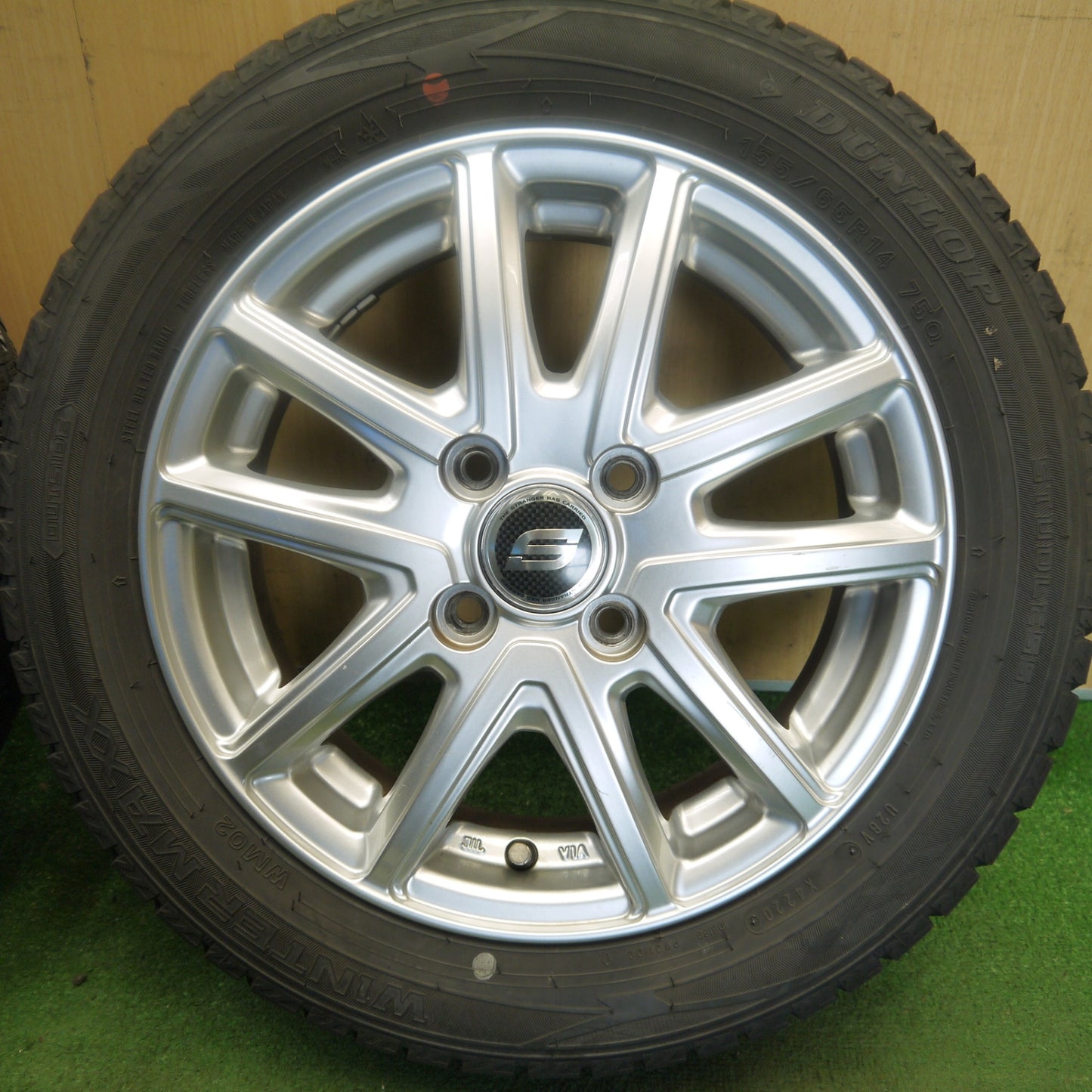 バリ溝！キレイ！9分◎スタッドレス 155/65R14 ダンロップ ウインターマックス WM02 STRANGER ストレンジャー 14インチ PCD100/4H◎6062210Hス