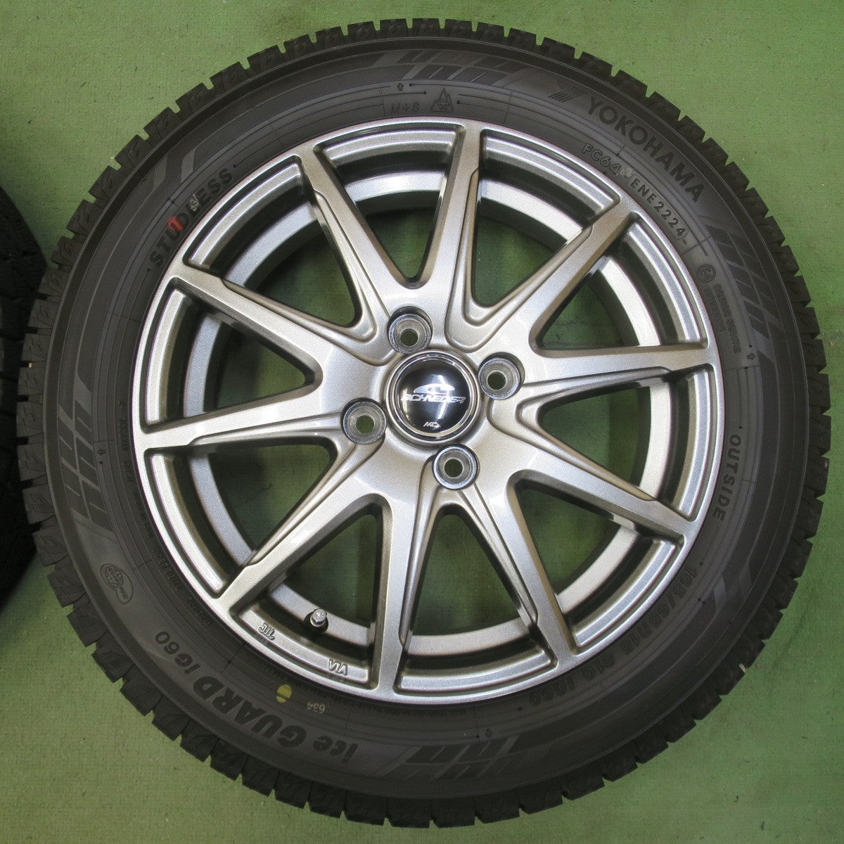 バリ溝！24年！キレイ！ほぼ10分◎スタッドレス 165/65R15 ヨコハマ アイスガード iG60 SCHNEIDER MiD シュナイダー 15インチ 軽サイズ タフト ハスラー 等 PCD100/4H◎6061404イス