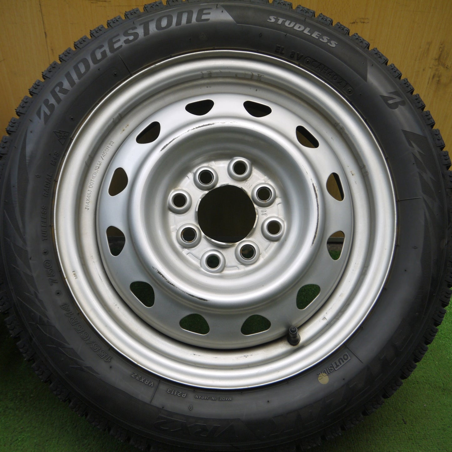 *送料無料* バリ溝！21年！9.5分★スタッドレス 155/65R14 ブリヂストン ブリザック VRX2 スチール 14インチ PCD100 114.3/4H マルチ★4040202Hス