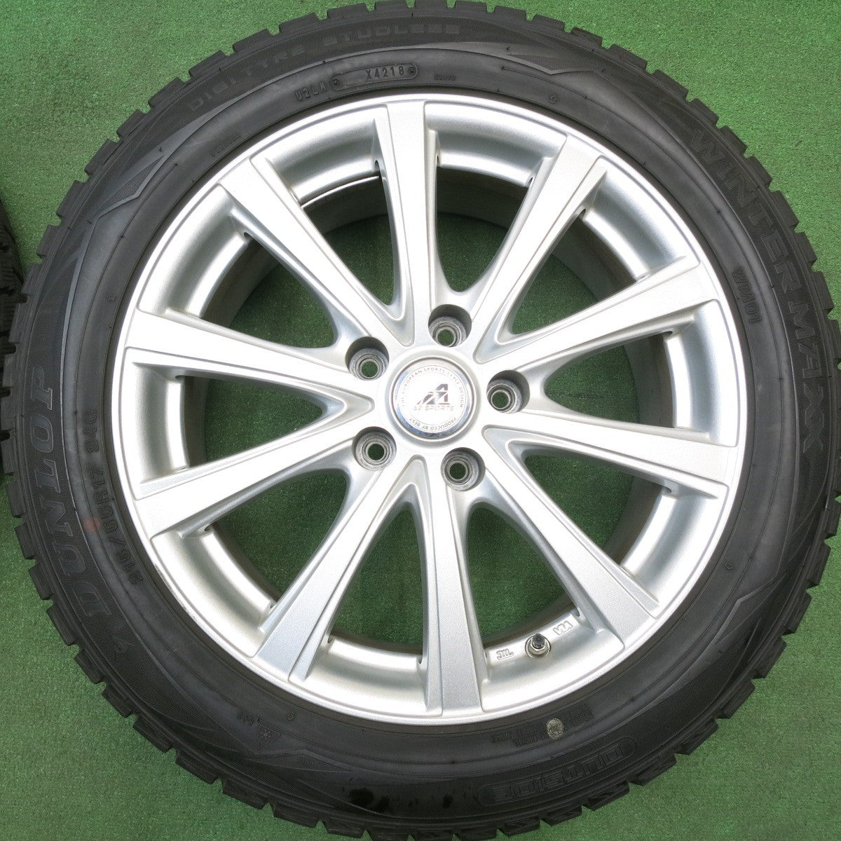 バリ溝！キレイ！8.5分★スタッドレス 215/55R17 ダンロップ ウインターマックス WM01 AZ SPORTS AZスポーツ 17インチ PCD114.3/5H★6012206HAス