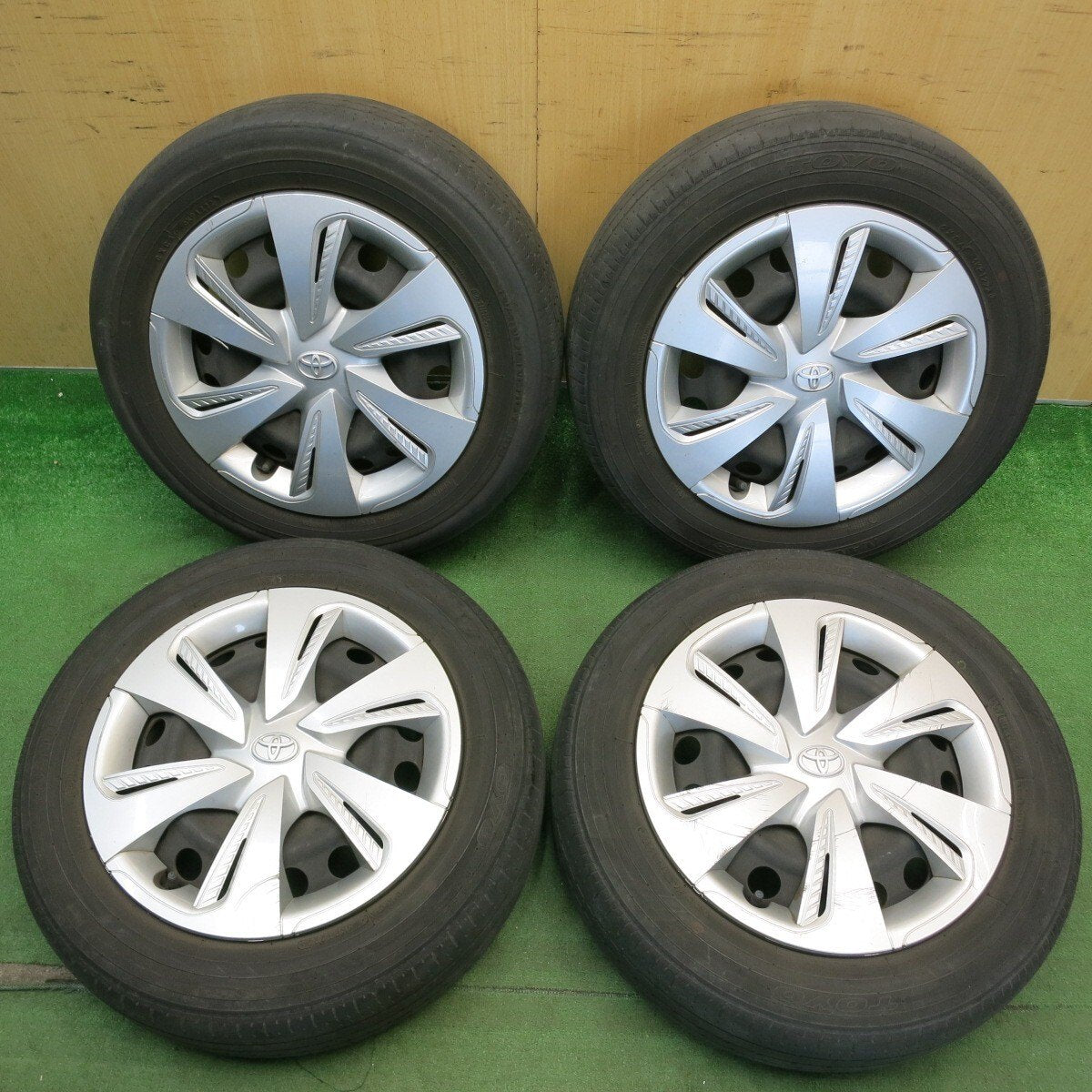 4本価格◎トヨタ 170系 シエンタ 純正 スチール 185/60R15 トーヨー ナノエナジー J63 15インチ PCD100/5H◎6052802HAノ