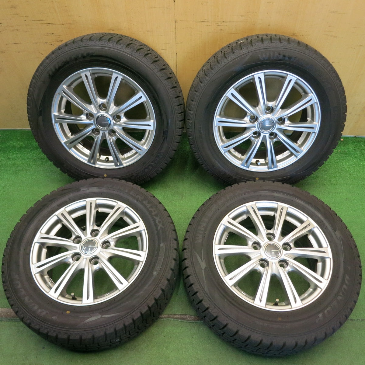 バリ溝！24年！キレイ！9.5分◎スタッドレス 195/65R15 ダンロップ ウインターマックス WM02 MiLLOUS PS ミルアス 15インチ PCD114.3/5H◎6071802HAス