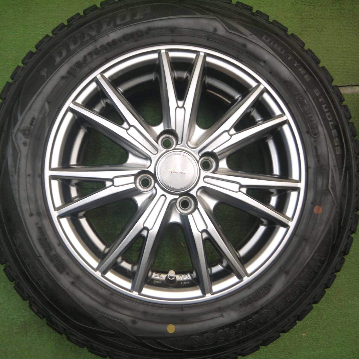 バリ溝！キレイ！9分★スタッドレス 175/70R14 ダンロップ ウインターマックス WM01 VELVA KEVIN ヴェルヴァ 14インチ PCD100/4H★5021810Hス