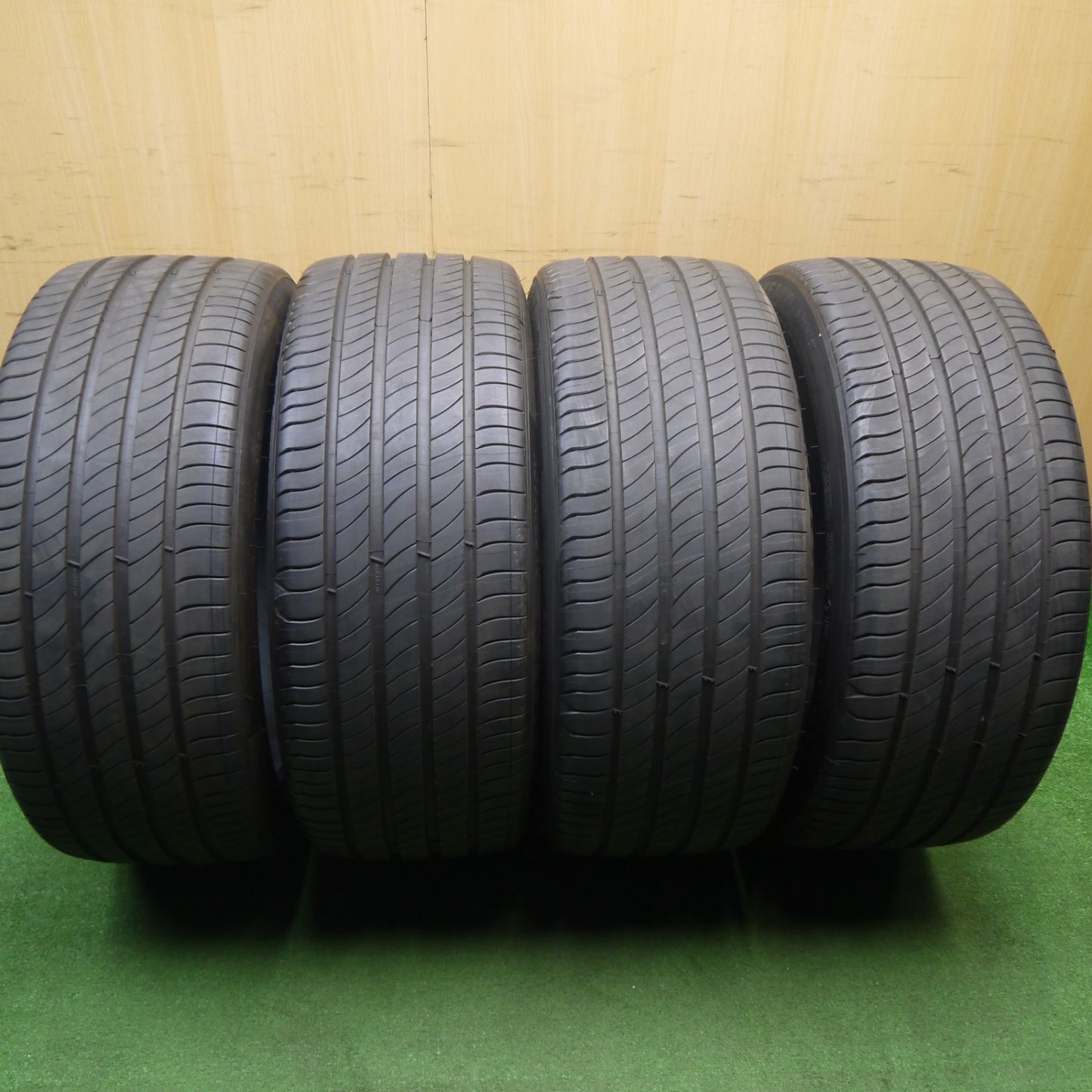 新車外し！25年★235/45R21 ミシュラン e・PRIMACY eプライマシー タイヤ 21インチ クラウン スポーツ 等★6010505Hノタ