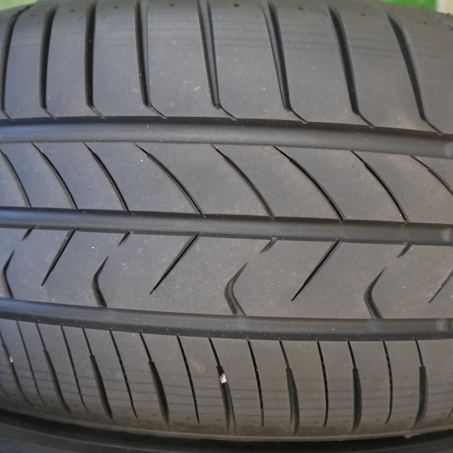 バリ溝！25年！9.5分★225/55R17 トーヨー トランパス MP7 タイヤ 17インチ フォレスター C-HR アルファード CX5 等★6051806Hノタ