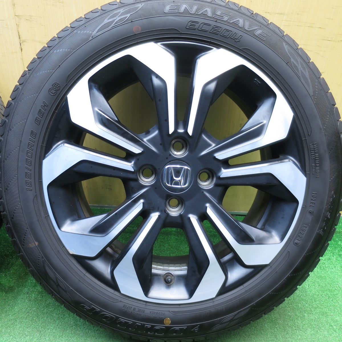 [送料無料] バリ溝！24年！キレイ！9.5分★ホンダ フィット クロスター 純正 185/60R16 ダンロップ エナセーブ EC204 16インチ PCD100/4H★5031012Hノ