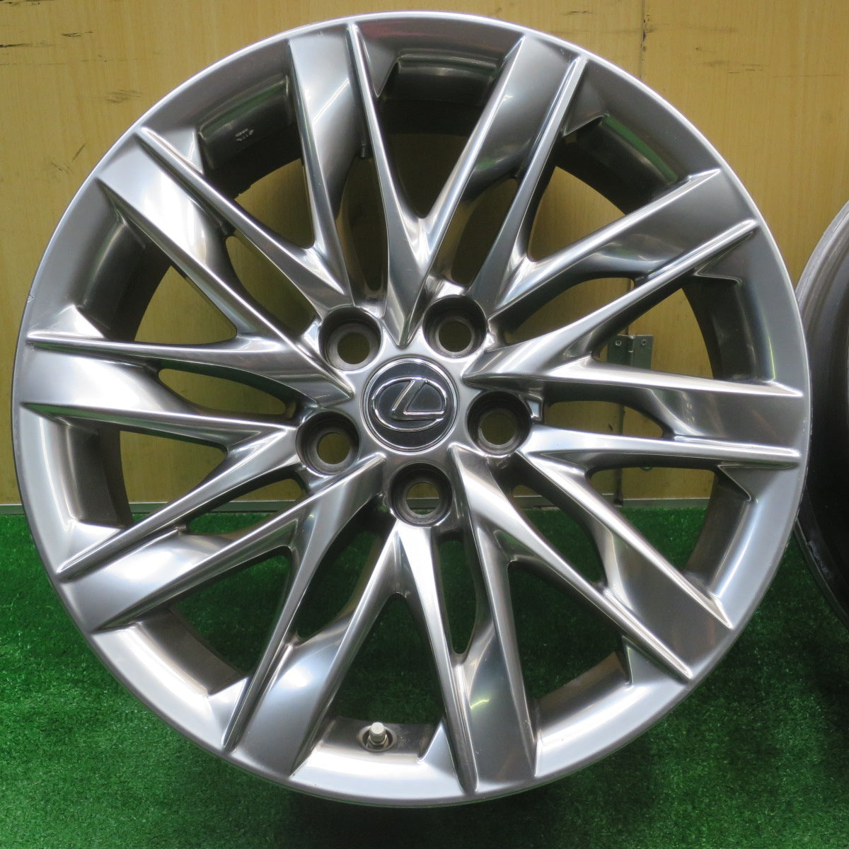 キレイ★レクサス LS バージョンL 純正 ホイール 19インチ 19×8J PCD120/5H★5102402NJホ