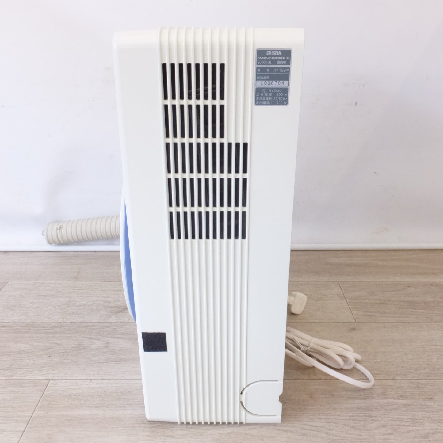 [送料無料] 現状品★ダイキン DAIKIN 2006年製 ルームドライヤー 除湿機 JTK10BS-W 屋内用　100V 50/60Hz 400W★