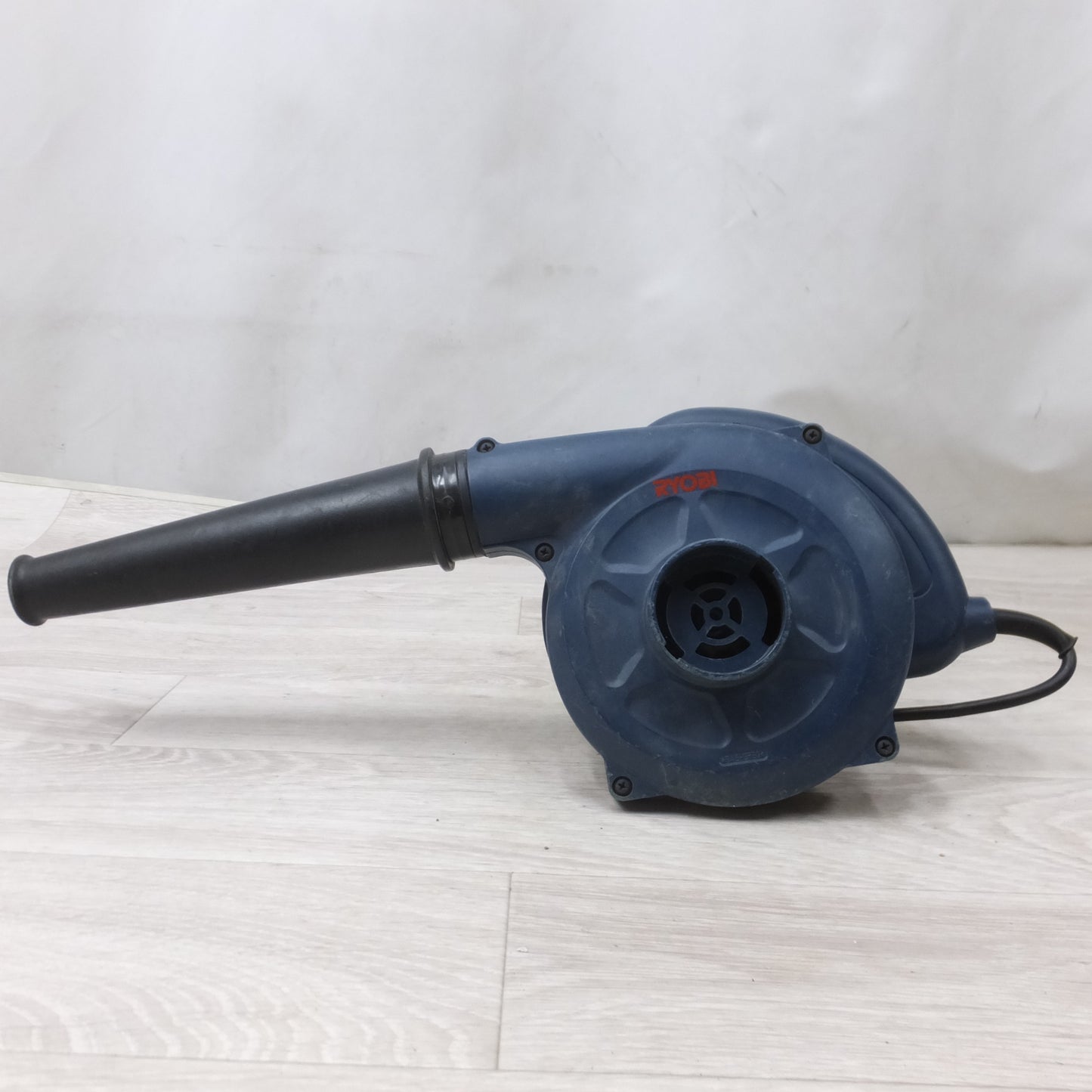 [送料無料] ◆リョービ RYOBI 家庭用 ブロワ BL-3500 本体のみ ブロワー 送風機 吹き飛ばし 掃除 電動 工具◆