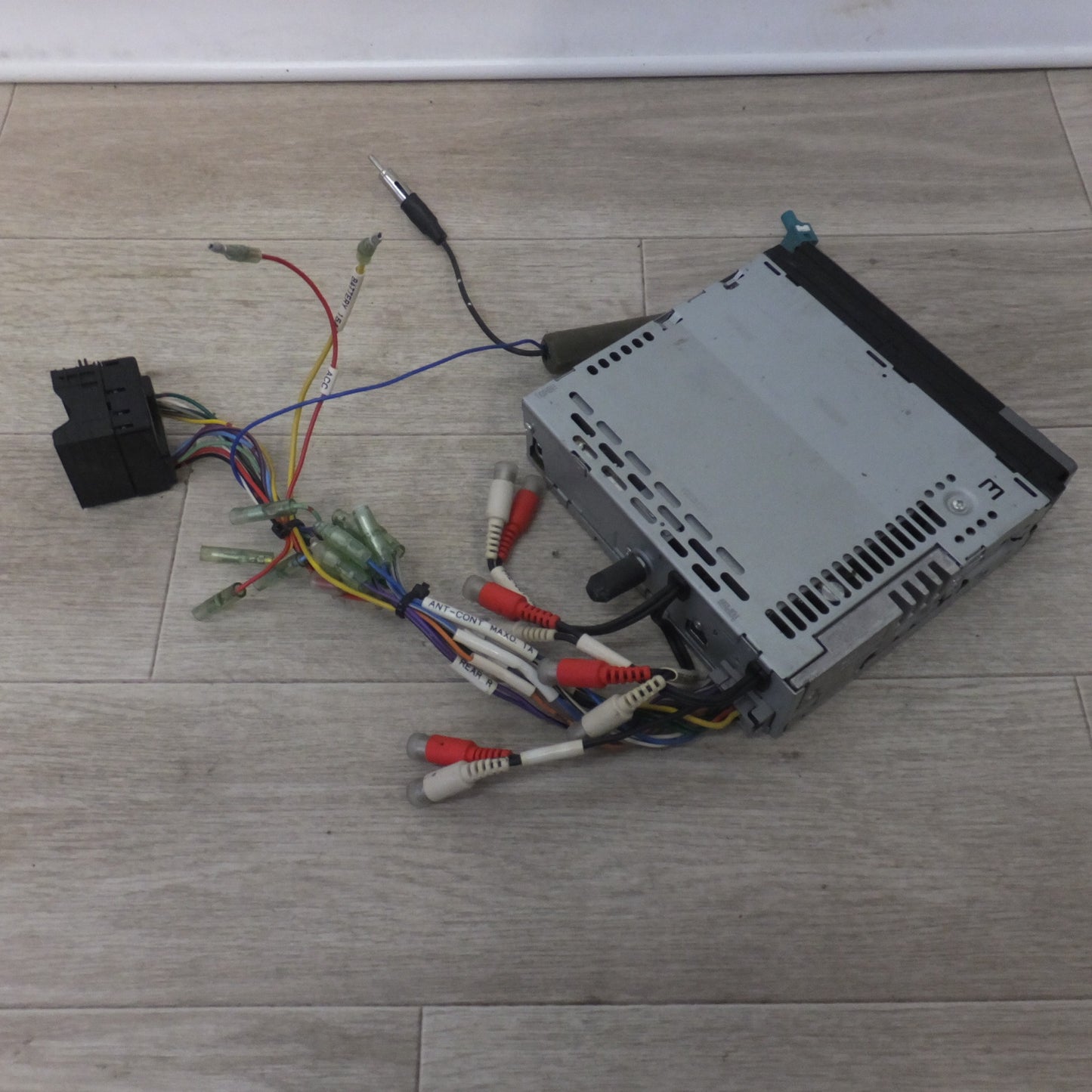 [送料無料] ★松下電器 Panasonic カーオーディオ CDサウンドステーション CQ-C7303D(40)★