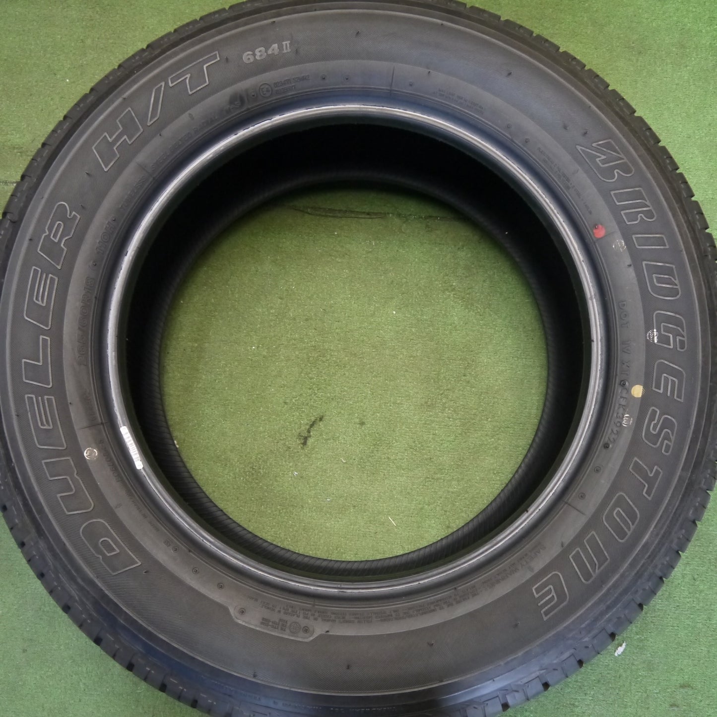 新車外し！22年★265/60R18 ブリヂストン デューラー H/T 684Ⅱ タイヤ 18インチ ランクル プラド ハイラックス サーフ パジェロ 等★6052507Hノタ
