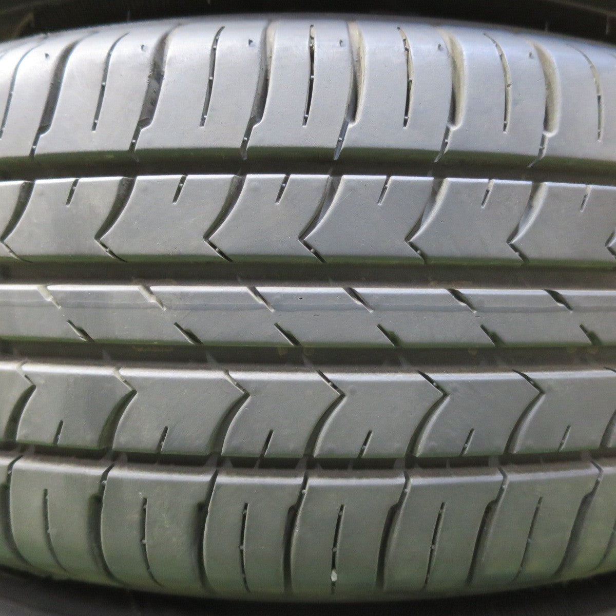 バリ溝！24年！9.5分以上★185/65R14 グッドイヤー EfficientGrip ECO hybrid EG01 Esslingen 14インチ PCD100 114.3/4H マルチ★5061303イノ