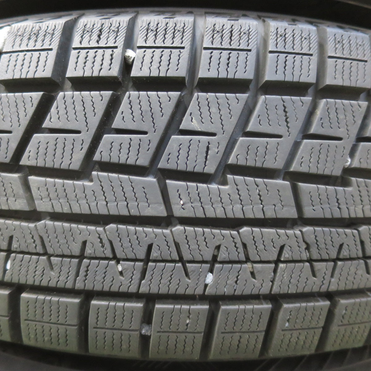 バリ溝！22年！9.5分以上★スタッドレス 185/70R14 ヨコハマ アイスガード iG60 NIRVANA NV ニルバーナ ニルヴァーナ 14インチ PCD100/4H★6022815イス