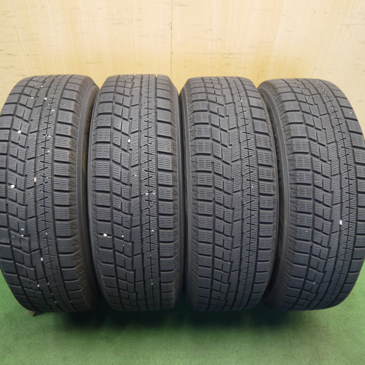 バリ溝！24年！キレイ！9分◎スタッドレス 205/65R16 ヨコハマ アイスガード iG60 LEBEN レーベン 16インチ PCD114.3/5H◎6090703Hス
