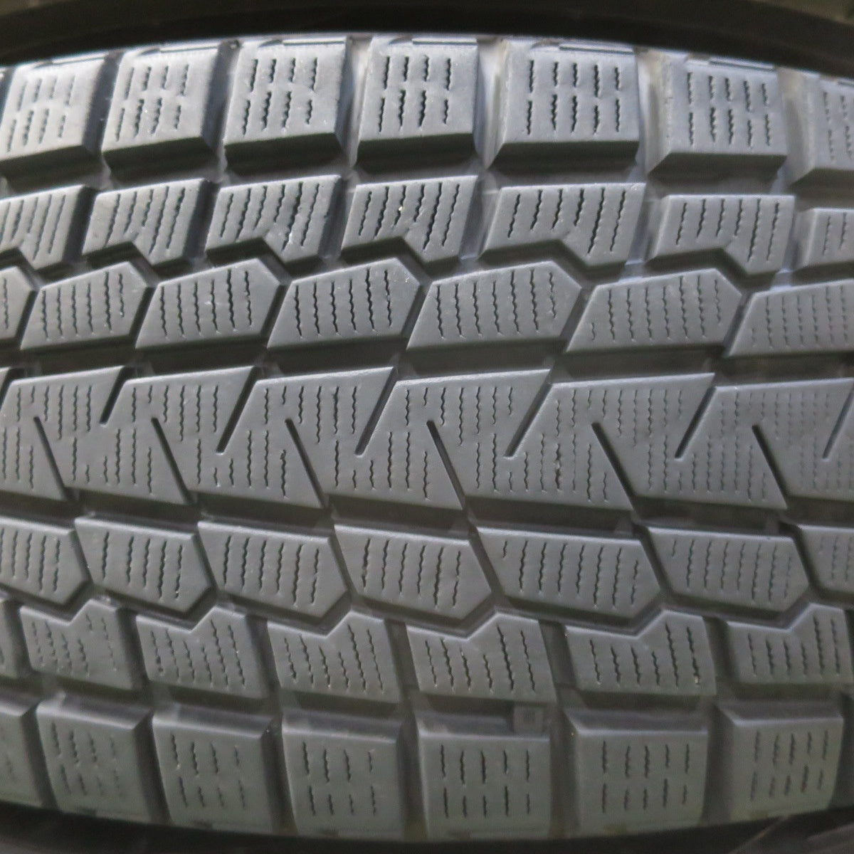 バリ溝！キレイ！9分★トヨタ 50系 RAV4 純正 225/65R17 スタッドレス ヨコハマ アイスガード G075 17インチ PCD114.3/5H★5080801イス