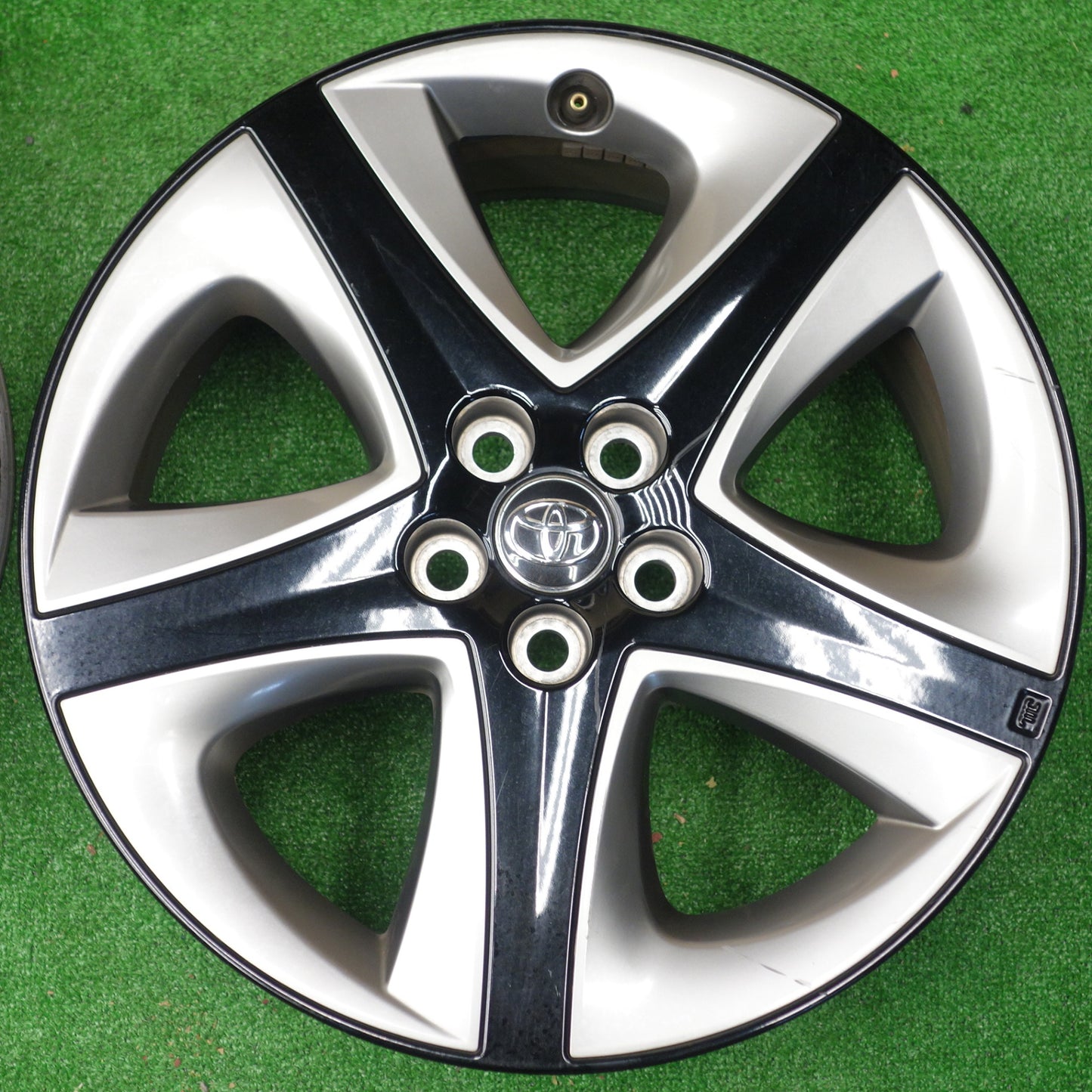 4本価格★トヨタ 50系 プリウス ツーリング 純正 ホイール 17インチ 17×7J PCD100/5H★5120301KTホ