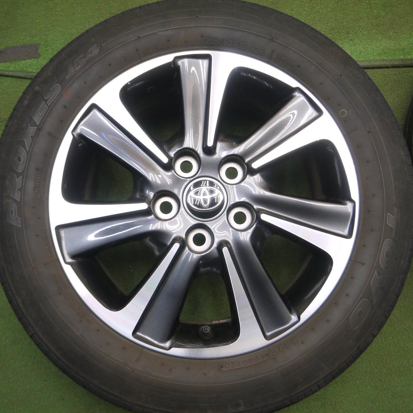 *送料無料* キレイ！20年★トヨタ 80系 ノア ヴォクシー 純正 205/60R16 トーヨー プロクセス J54 16インチ PCD114.3/5H★4031813Hノ