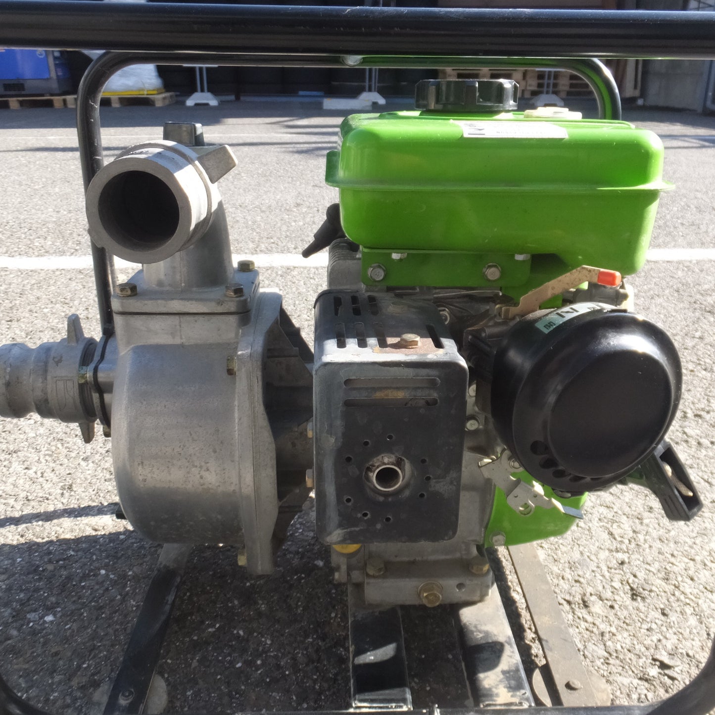 [送料無料] 岐阜発★イセキカワサキ IKS エンジンポンプ PE-50FC 口径 50MM　最大全揚程 25M 最大揚水量 560L/MIN 所要動力 2.3PS★